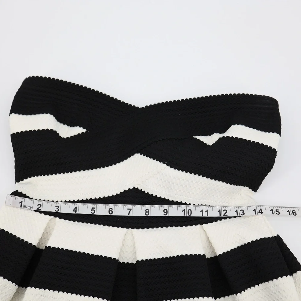 BCBGMaxAzria Alythea‎ Strapless Stripe Fit Flare Mini Dress Black Cream M